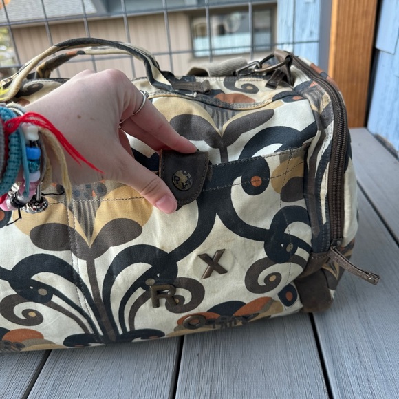 Vintage Roxy Duffle Bag - Picture 10 of 16